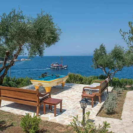 Alice Villa Kassiopi